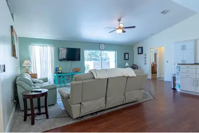 906 Wee Burn Place, Sarasota, FL 34243 - Photo 3