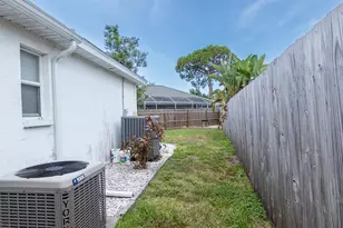 906 Wee Burn Pl, Sarasota, FL 34243 - Photo 31
