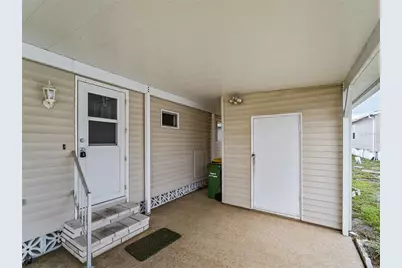 3226 Sweet Bay Terrace, Sarasota, FL 34237 - Photo 5