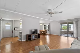 3226 Sweet Bay Terrace, Sarasota, FL 34237 - Photo 15