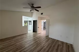 339 Pembroke Ln S, Venice, FL 34293 - Photo 7