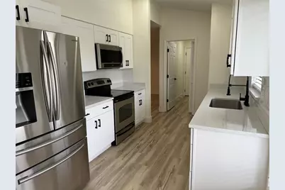 339 Pembroke Lane S #228, Venice, FL 34293 - Photo 3