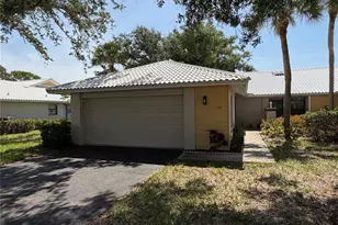 339 Pembroke Ln S, Venice, FL 34293 - Photo 1