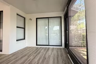 339 Pembroke Ln S, Venice, FL 34293 - Photo 21