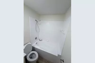 339 Pembroke Lane S #228, Venice, FL 34293 - Photo 11