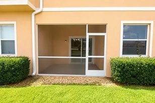 3696 Parkridge Cir, Sarasota, FL 34243 - Photo 13