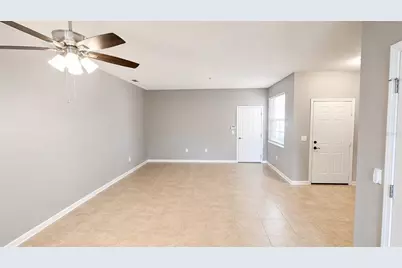 3696 Parkridge Circle #26-105, Sarasota, FL 34243 - Photo 3