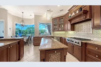 8960 Rocky Lake Court, Sarasota, FL 34238 - Photo 21