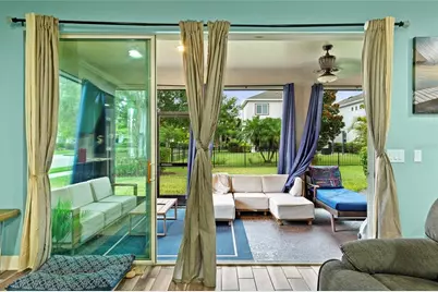 7502 Sea Lilly Court, Apollo Beach, FL 33572 - Photo 9