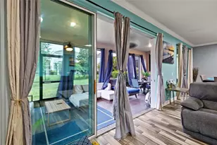 7502 Sea Lilly Ct, Apollo Beach, FL 33572 - Photo 11