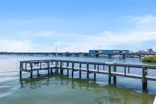 611 Gulf Dr N, Bradenton Beach, FL 34217 - Photo 39