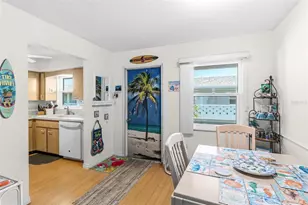 611 Gulf Dr N, Bradenton Beach, FL 34217 - Photo 15