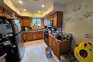 4153 Lancaster Dr, Sarasota, FL 34241 - Photo 7