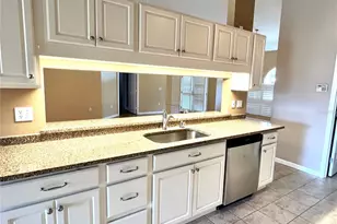 6535 Canary St, Sarasota, FL 34241 - Photo 9
