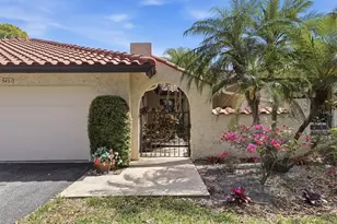 5451 Golf Pointe Dr, Sarasota, FL 34243 - Photo 7