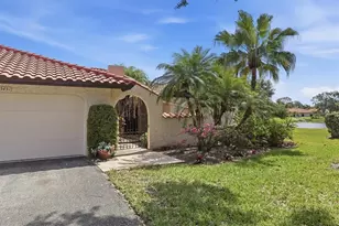 5451 Golf Pointe Dr, Sarasota, FL 34243 - Photo 31