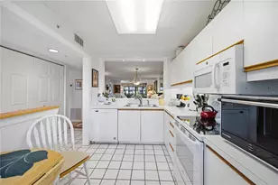 5627 Ashton Way, Sarasota, FL 34231 - Photo 9