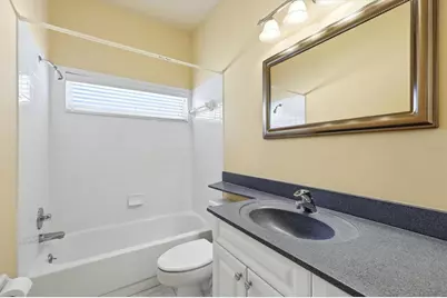 4541 Del Sol Boulevard S, Sarasota, FL 34243 - Photo 39