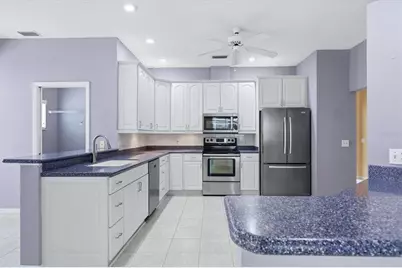 4541 Del Sol Boulevard S, Sarasota, FL 34243 - Photo 17