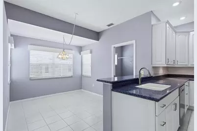 4541 Del Sol Boulevard S, Sarasota, FL 34243 - Photo 15