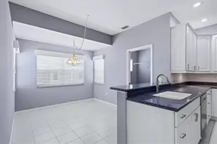 4541 Del Sol Blvd S, Sarasota, FL 34243 - Photo 15