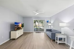 2727 75th St W, Bradenton, FL 34209 - Photo 9