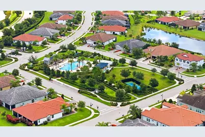 2405 Wildflower Run, Lakewood Ranch, FL 34211 - Photo 47