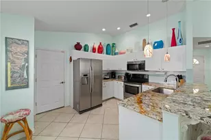 1378 Capri Isles Blvd, Venice, FL 34292 - Photo 9