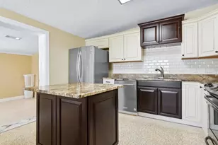 3115 Bay Dr, Bradenton, FL 34207 - Photo 7
