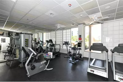1211 Gulf Of Mexico Drive #302, Longboat Key, FL 34228 - Photo 41