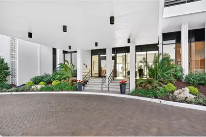 770 S Palm Avenue #PH2, Sarasota, FL 34236 - Photo 11