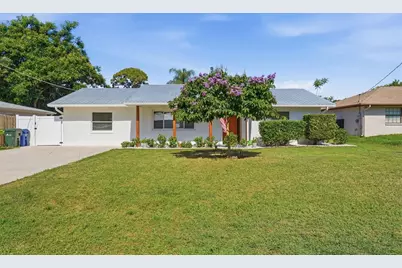 2600 Cambridge Drive, Sarasota, FL 34232 - Photo 3