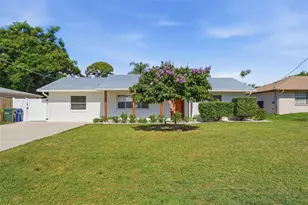 2600 Cambridge Dr, Sarasota, FL 34232 - Photo 3