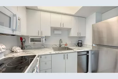 2850 Gulf Of Mexico Drive #4, Longboat Key, FL 34228 - Photo 15