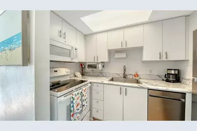 2850 Gulf Of Mexico Drive #4, Longboat Key, FL 34228 - Photo 17