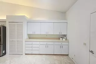 5808 Garden Lakes Dr, Bradenton, FL 34203 - Photo 11