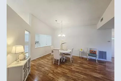 5808 Garden Lakes Drive, Bradenton, FL 34203 - Photo 7