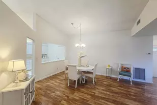 5808 Garden Lakes Dr, Bradenton, FL 34203 - Photo 7