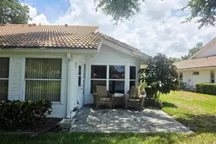 5808 Garden Lakes Dr, Bradenton, FL 34203 - Photo 3