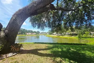 5808 Garden Lakes Dr, Bradenton, FL 34203 - Photo 5