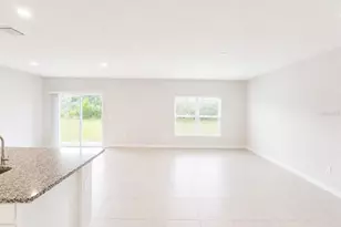 810 172nd Ct E, Bradenton, FL 34212 - Photo 3