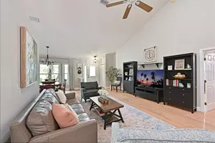 305 Mill Run E, Bradenton, FL 34212 - Photo 9