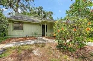 5010 Barrington Cir, Sarasota, FL 34234 - Photo 3