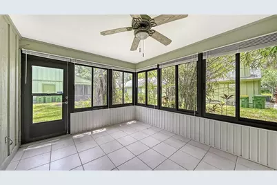 5010 Barrington Circle #2001, Sarasota, FL 34234 - Photo 43