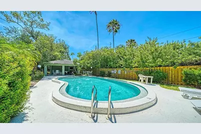 5010 Barrington Circle #2001, Sarasota, FL 34234 - Photo 51