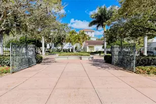5010 Barrington Cir, Sarasota, FL 34234 - Photo 69