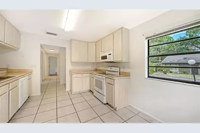 5010 Barrington Circle #2001, Sarasota, FL 34234 - Photo 15