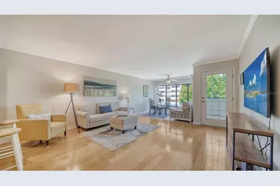 835 S Osprey Avenue #201, Sarasota, FL 34236 - Photo 3