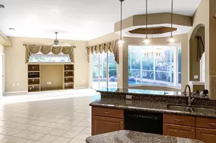 14024 Nighthawk Terrace, Lakewood Ranch, FL 34202 - Photo 3