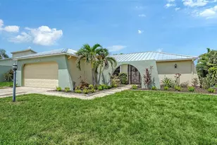 6618 Easton Dr, Sarasota, FL 34238 - Photo 1